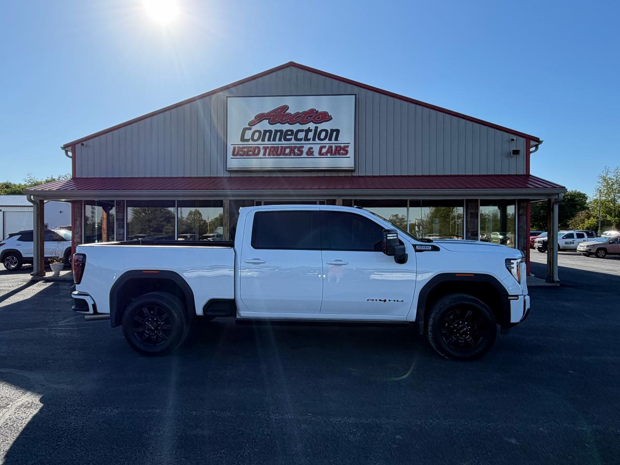 GMC Sierra 2500HD 4WD Crew Cab 159" AT4 2024