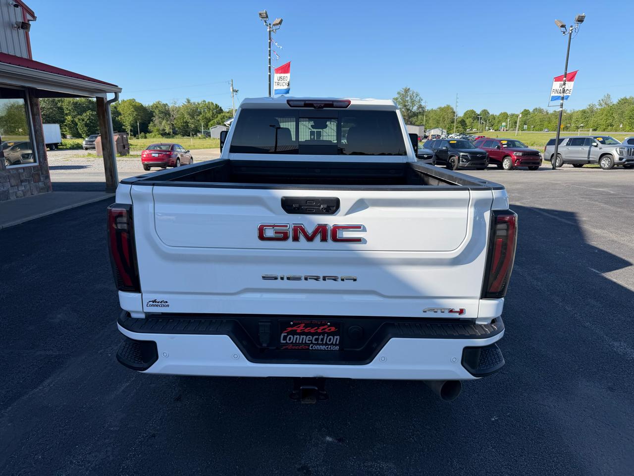 GMC Sierra 2500HD 4WD Crew Cab 159" AT4 2024
