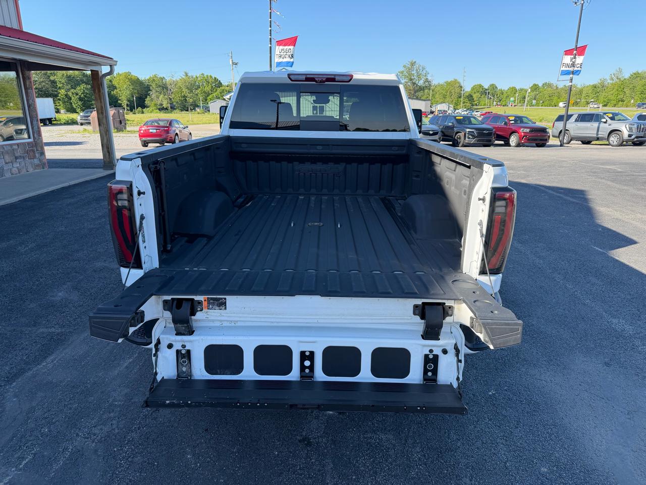 GMC Sierra 2500HD 4WD Crew Cab 159" AT4 2024