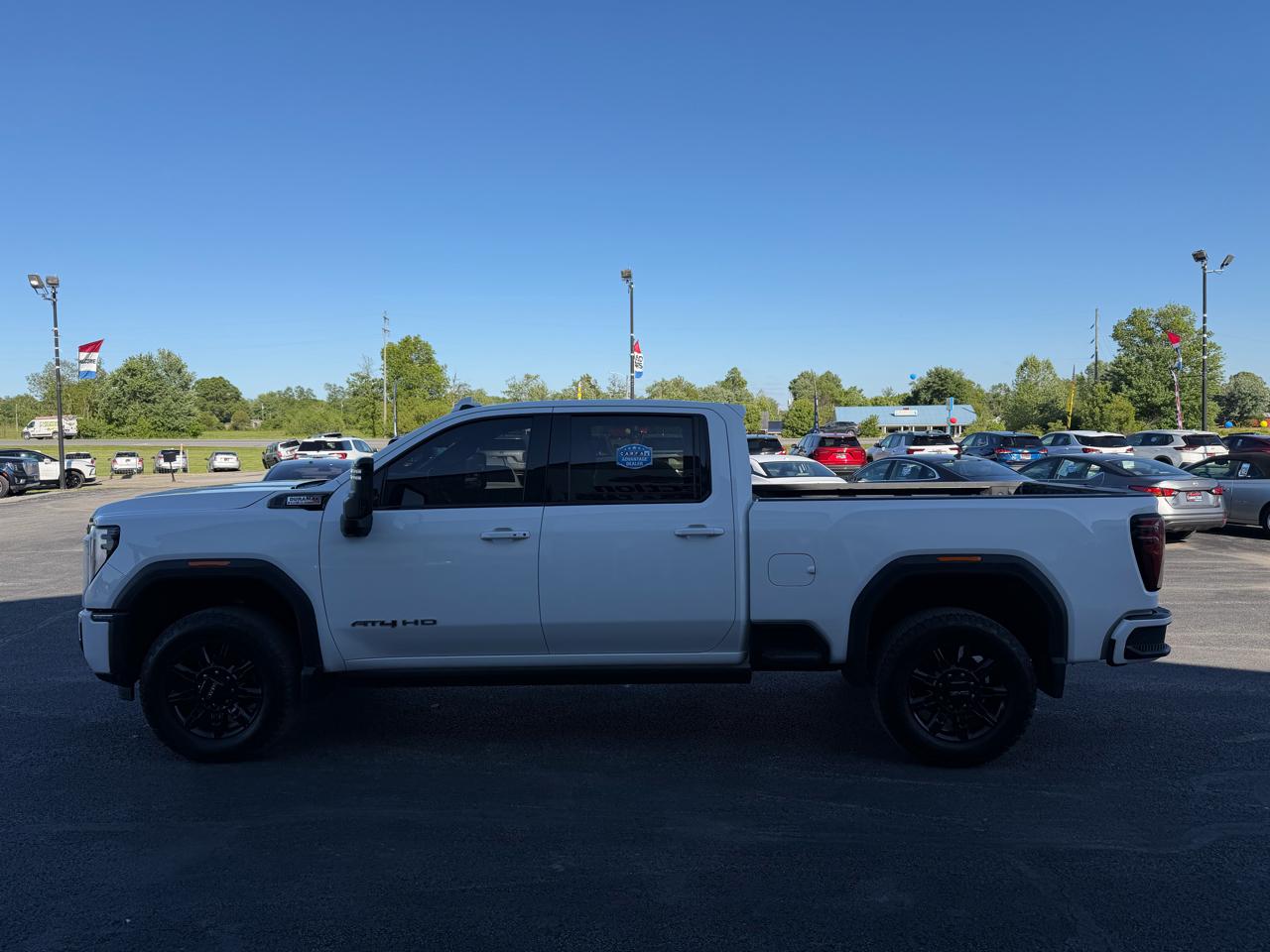 GMC Sierra 2500HD 4WD Crew Cab 159" AT4 2024