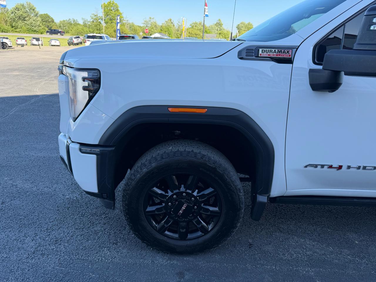 GMC Sierra 2500HD 4WD Crew Cab 159" AT4 2024