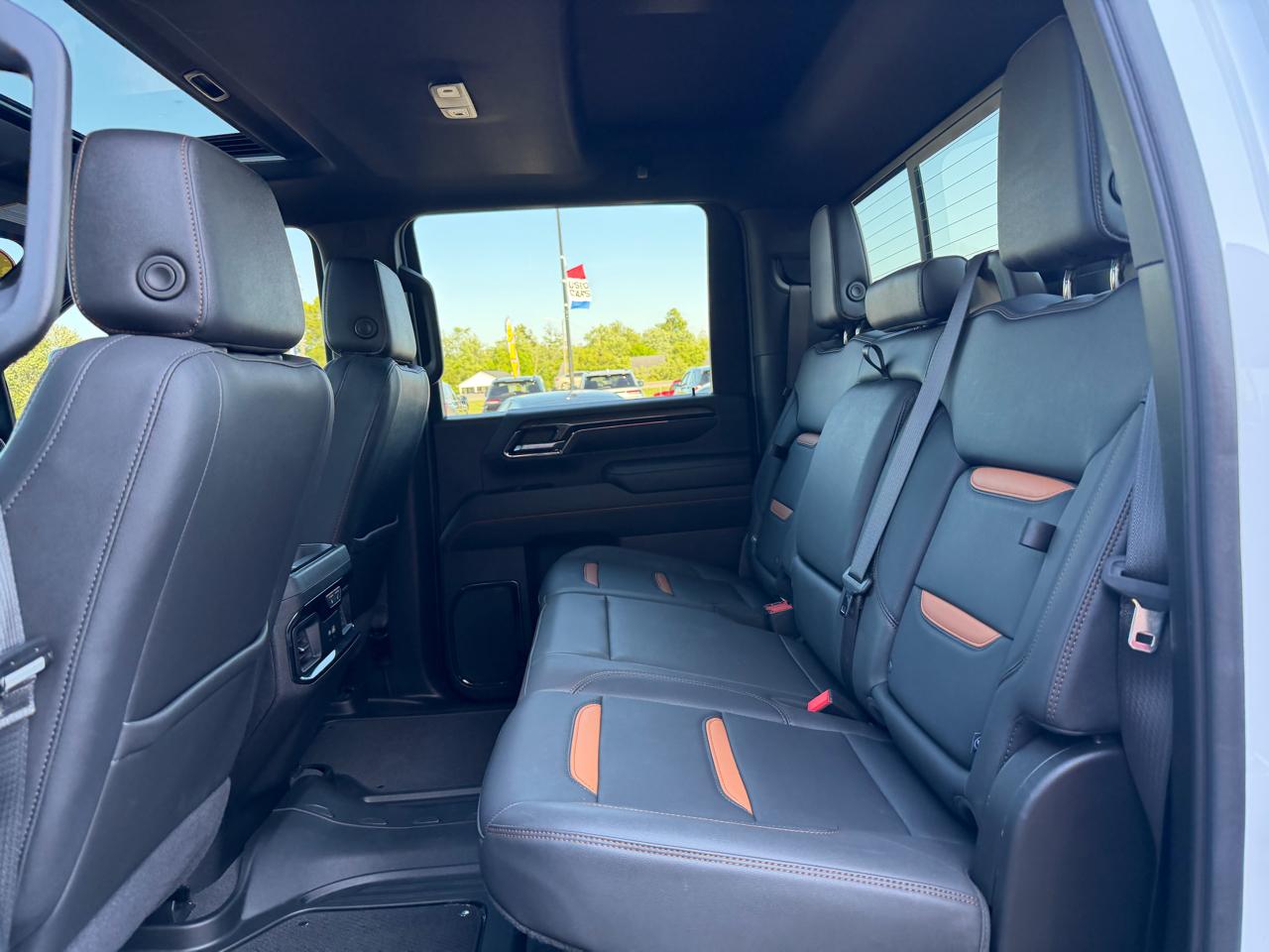 GMC Sierra 2500HD 4WD Crew Cab 159" AT4 2024