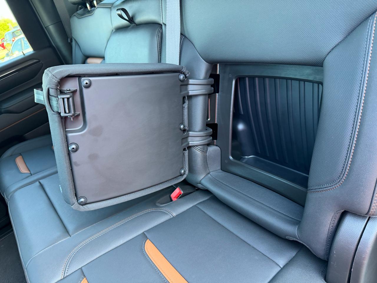GMC Sierra 2500HD 4WD Crew Cab 159" AT4 2024