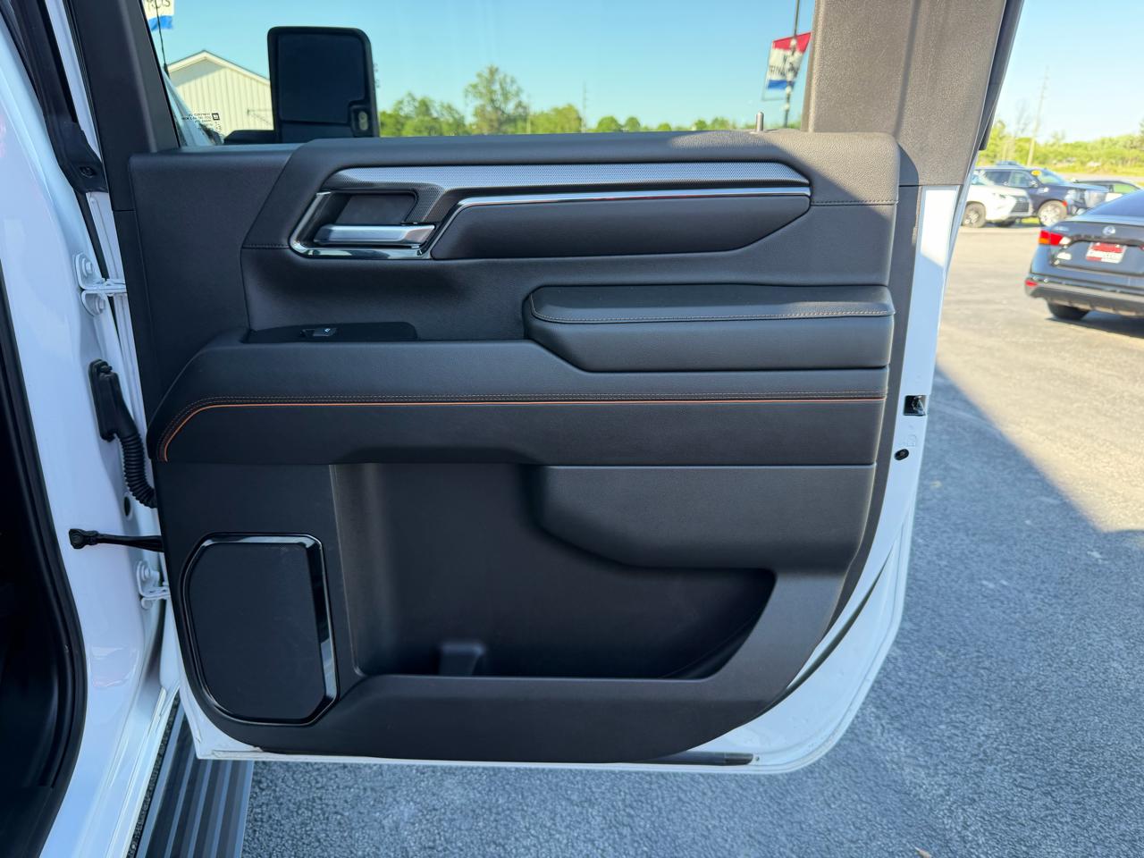 GMC Sierra 2500HD 4WD Crew Cab 159" AT4 2024