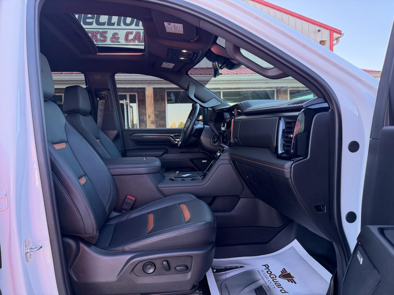 GMC Sierra 2500HD 4WD Crew Cab 159" AT4 2024