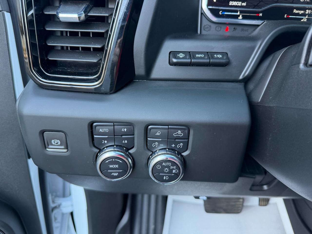 GMC Sierra 2500HD 4WD Crew Cab 159" AT4 2024