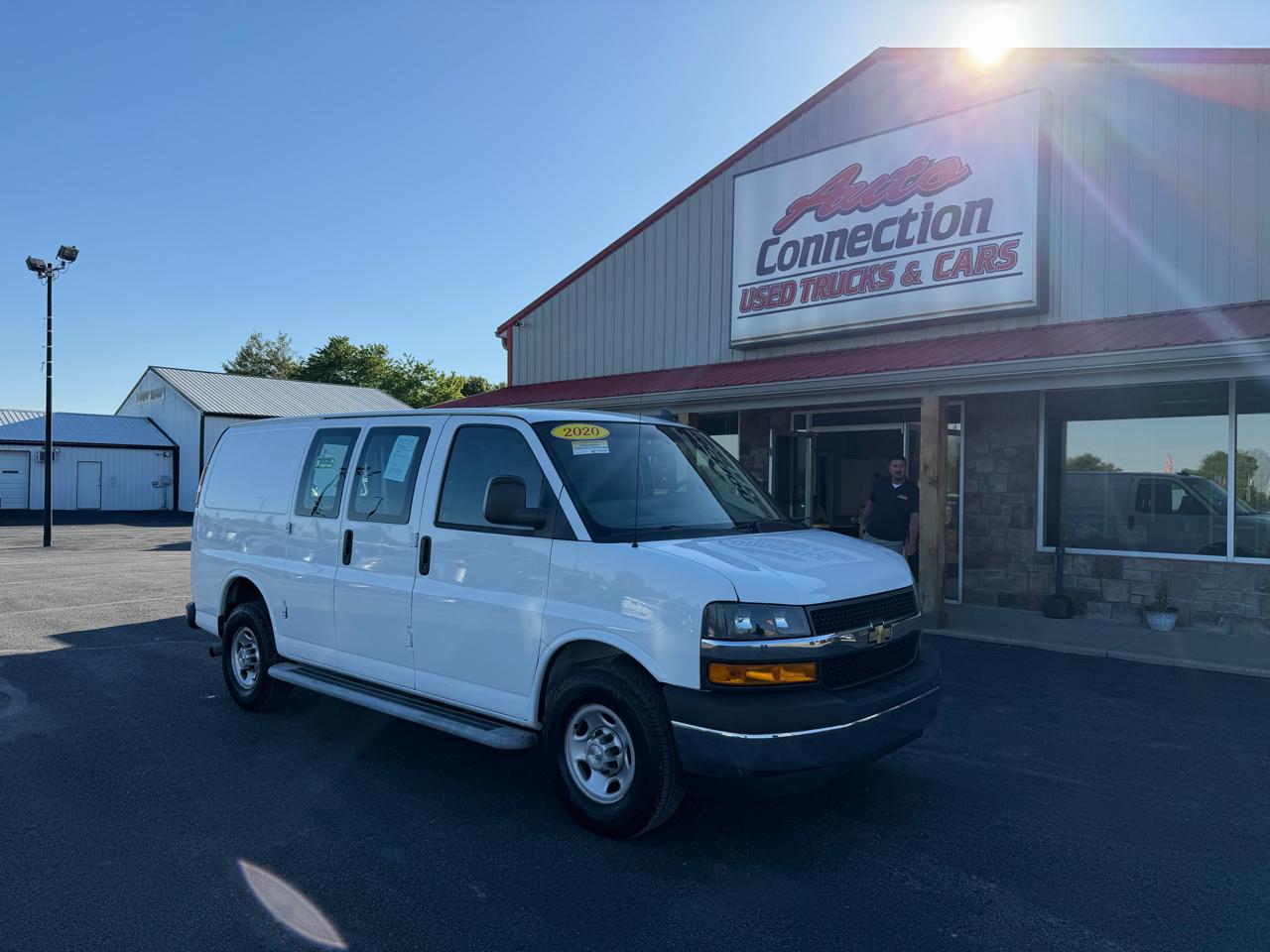 2020 Chevrolet Express Cargo Van RWD 2500 135"