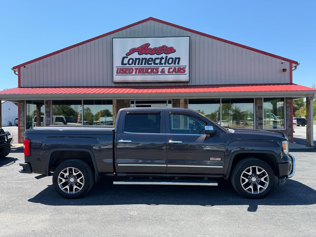 GMC Sierra 1500 4WD Crew Cab 143.5" SLT 2014