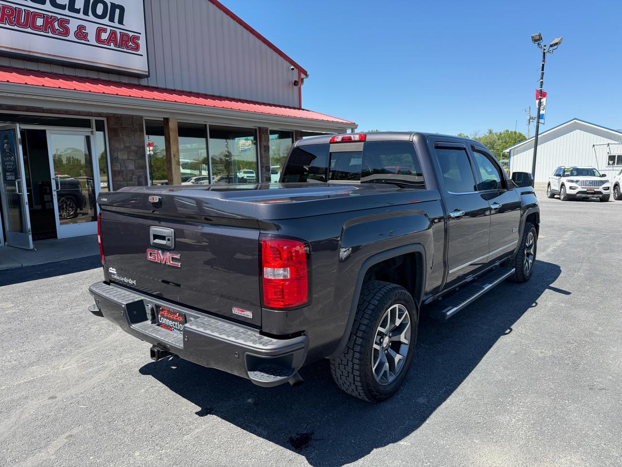 GMC Sierra 1500 4WD Crew Cab 143.5" SLT 2014