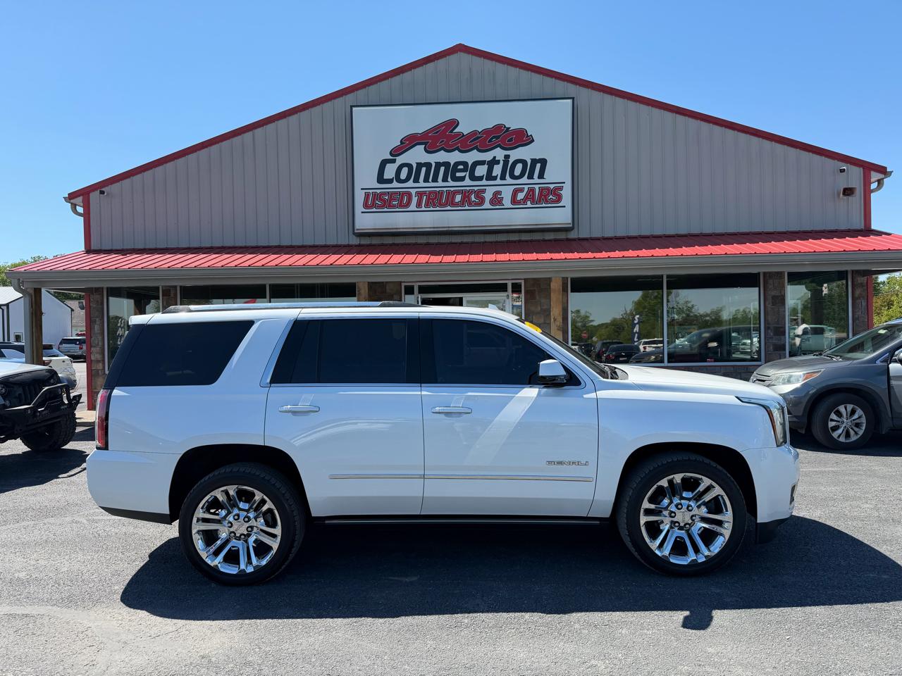 GMC Yukon 4WD 4dr Denali 2016