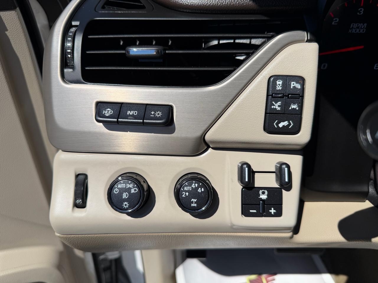 GMC Yukon 4WD 4dr Denali 2016
