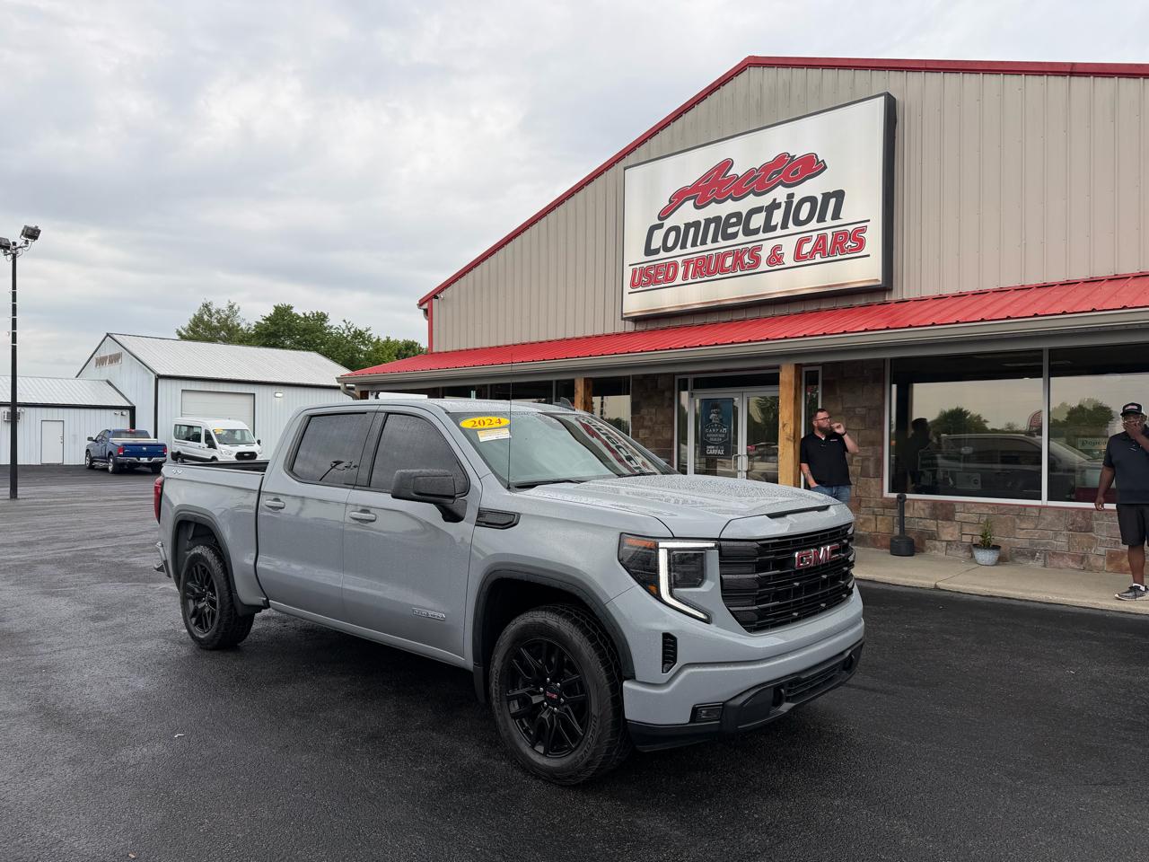 2024 GMC Sierra 1500 4WD Crew Cab 147" Elevation w/3SB