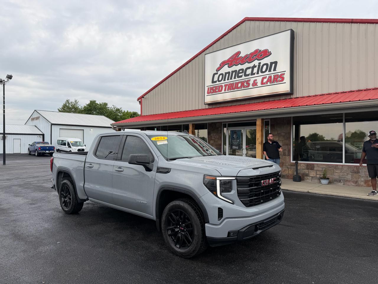 GMC Sierra 1500 4WD Crew Cab 147" Elevation w/3SB 2024