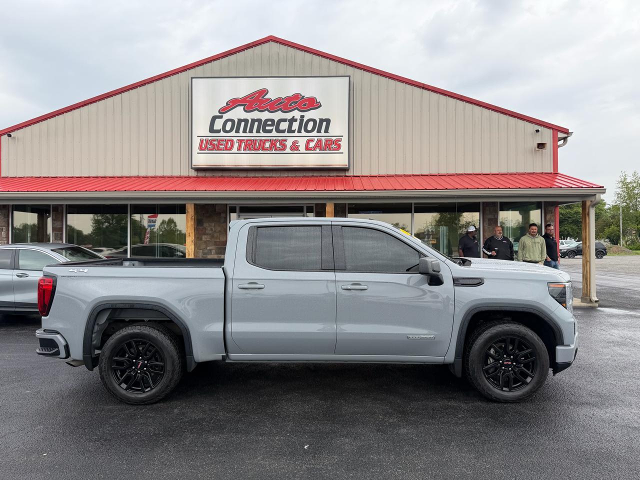 GMC Sierra 1500 4WD Crew Cab 147" Elevation w/3SB 2024