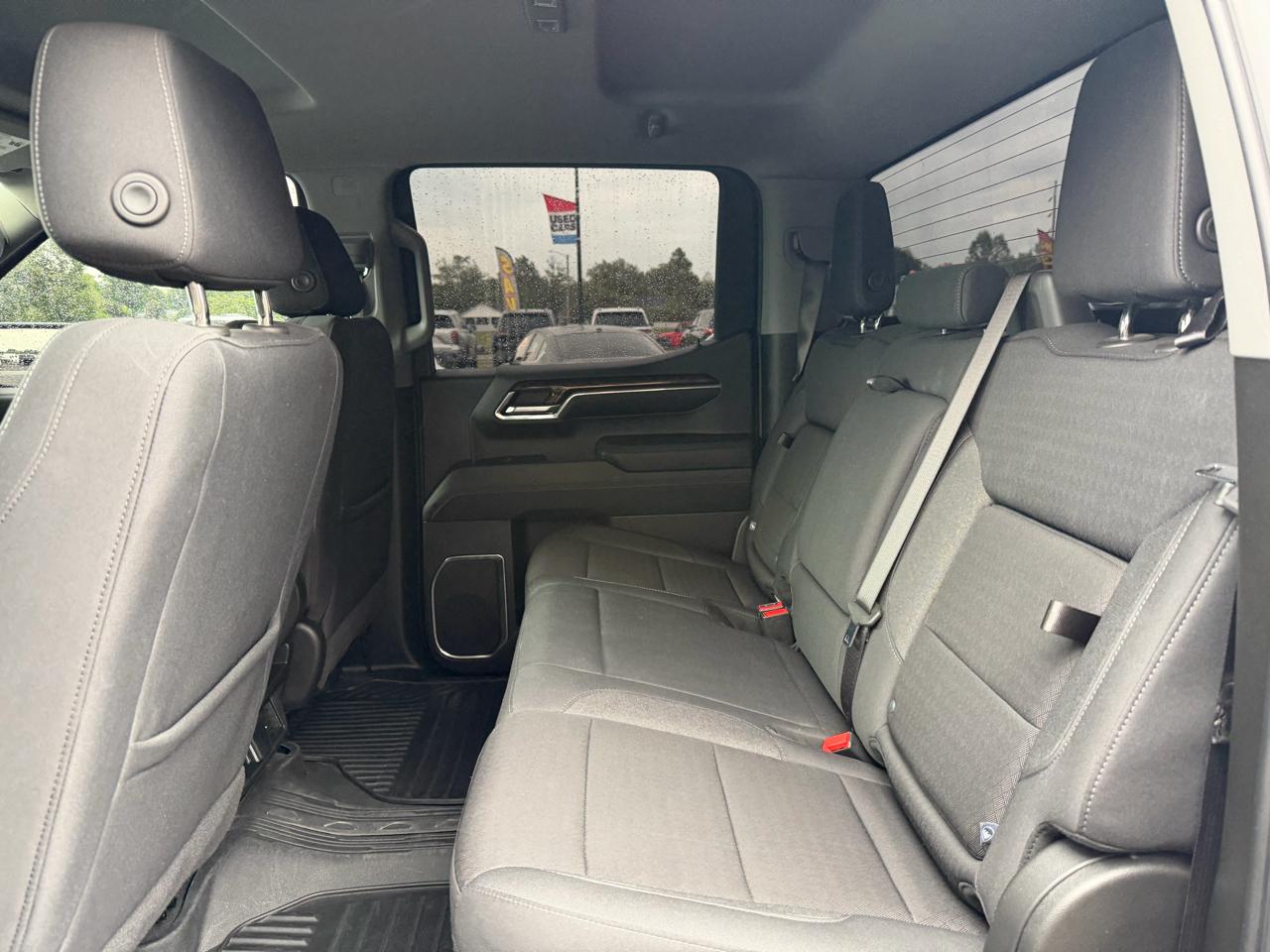 GMC Sierra 1500 4WD Crew Cab 147" Elevation w/3SB 2024