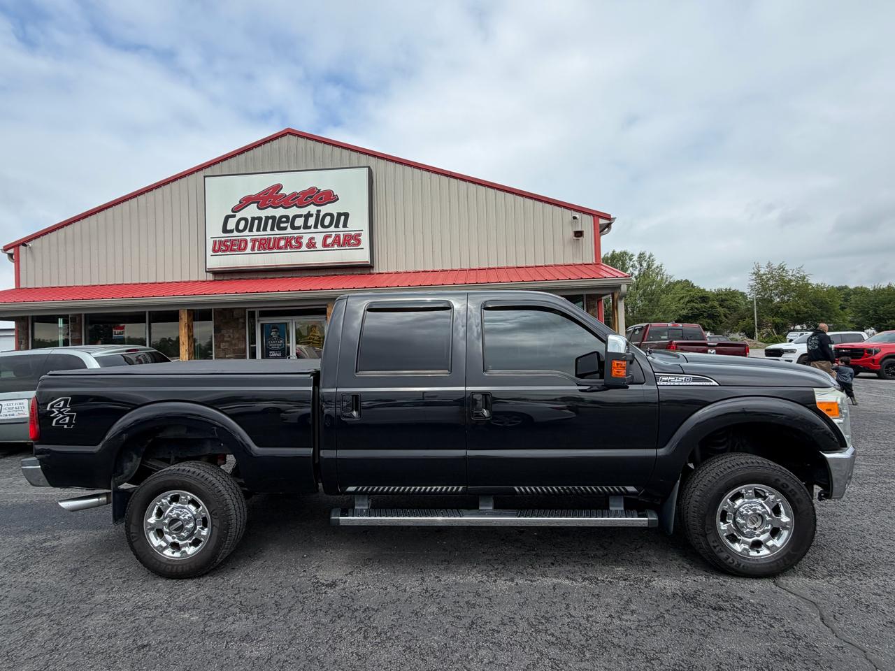 Ford Super Duty F-250 SRW 4WD Crew Cab 172" Lariat 2015