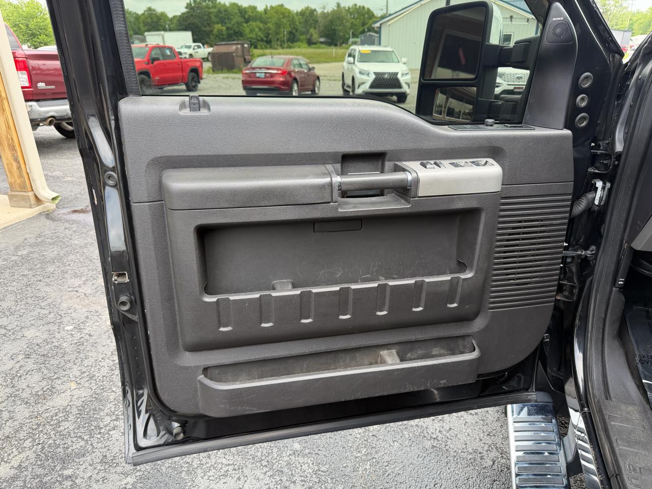 Ford Super Duty F-250 SRW 4WD Crew Cab 172" Lariat 2015
