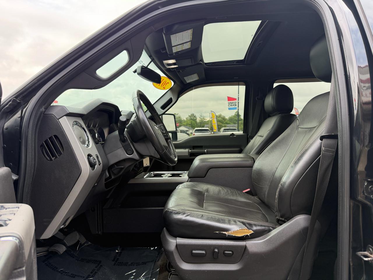 Ford Super Duty F-250 SRW 4WD Crew Cab 172" Lariat 2015