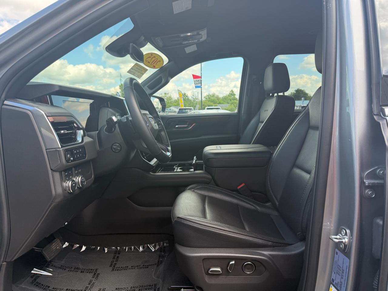 GMC Yukon XL 4WD 4dr Denali 2025