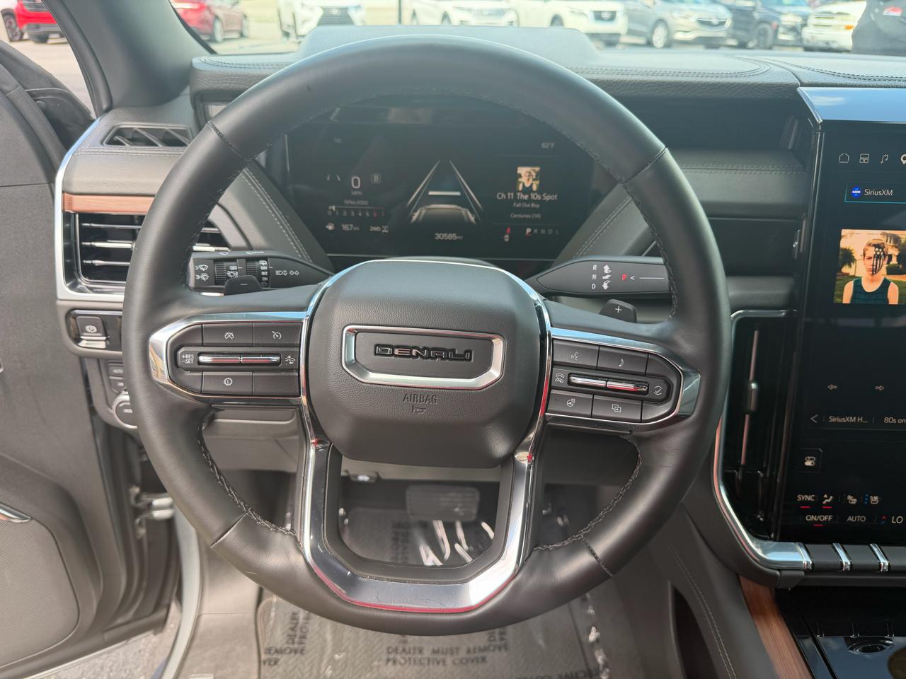 GMC Yukon XL 4WD 4dr Denali 2025