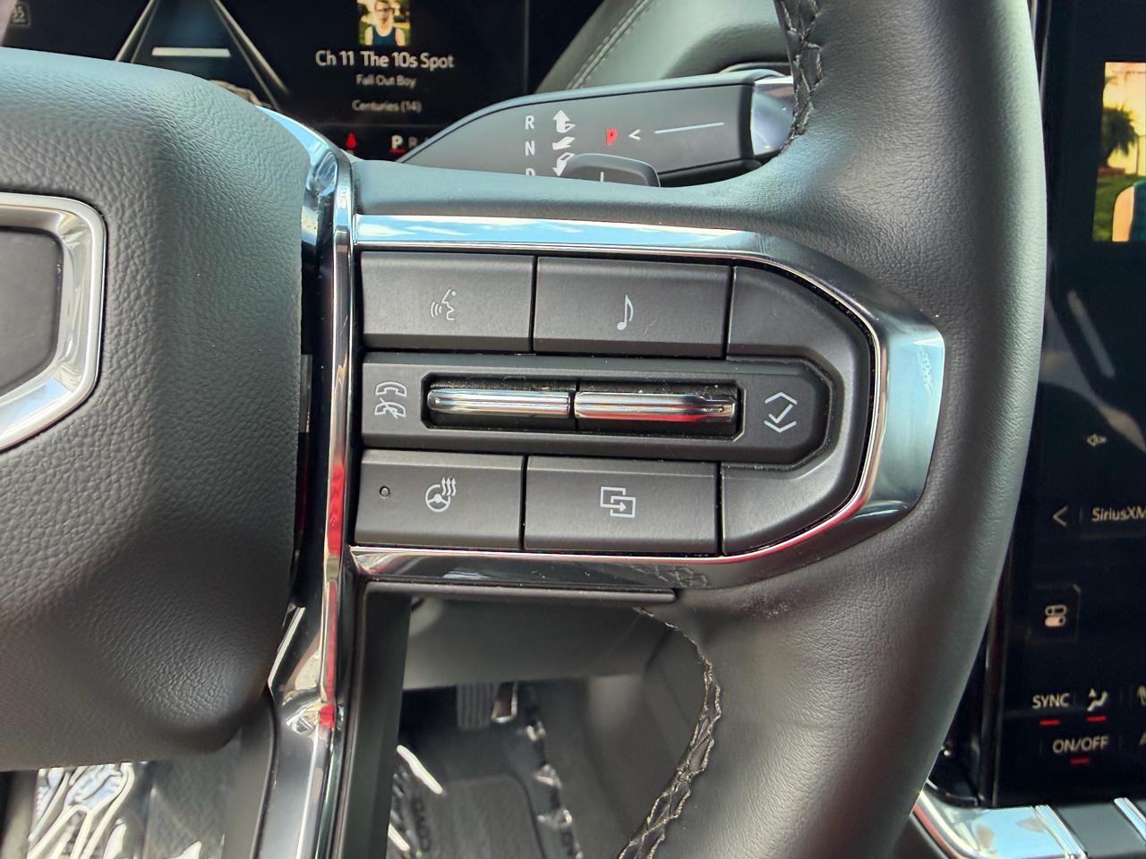 GMC Yukon XL 4WD 4dr Denali 2025