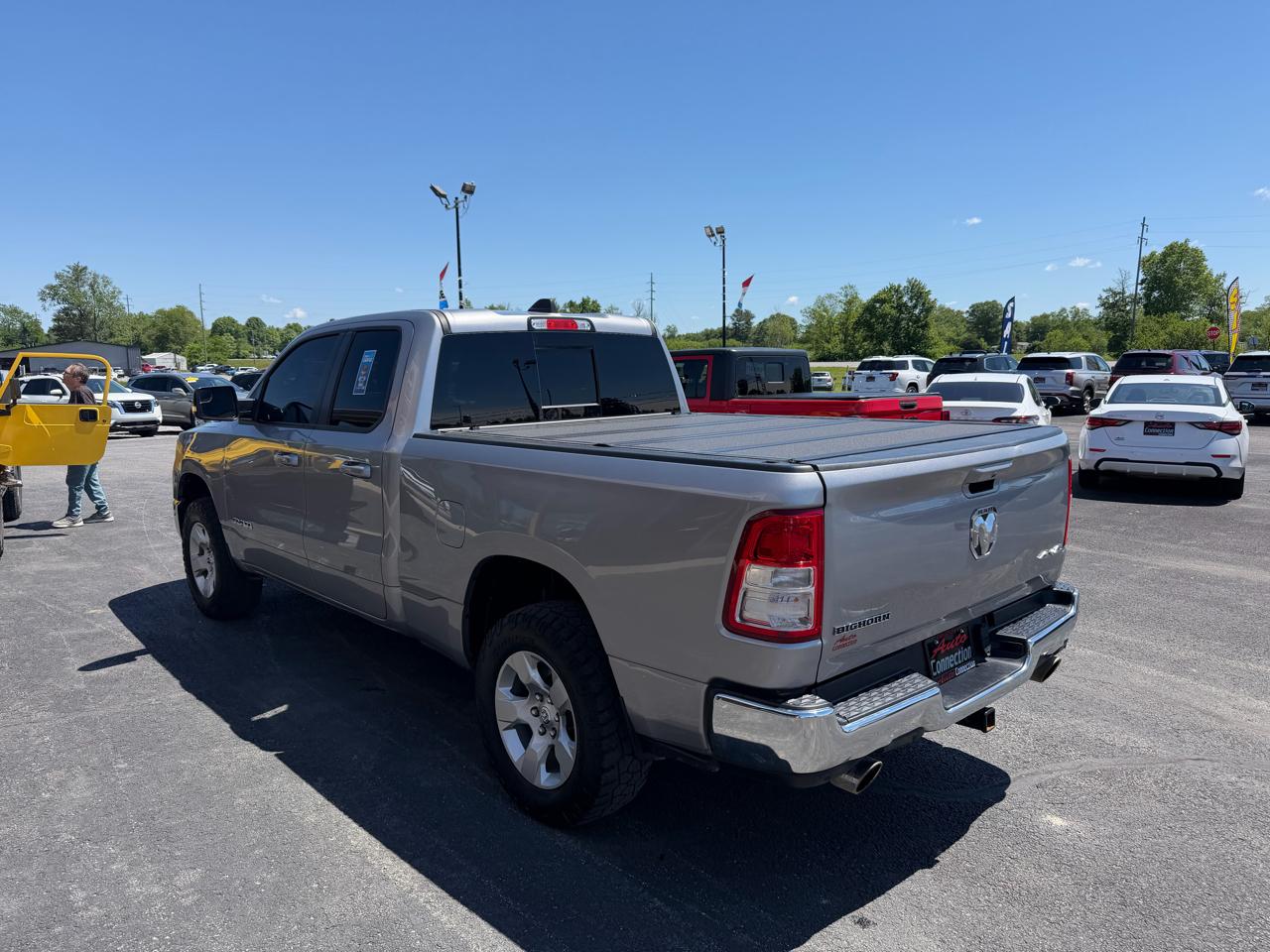 RAM 1500 Big Horn 4x4 Quad Cab 6'4" Box 2022