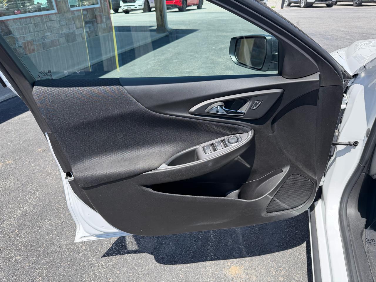Chevrolet Malibu 4dr Sdn LS w/1LS 2023