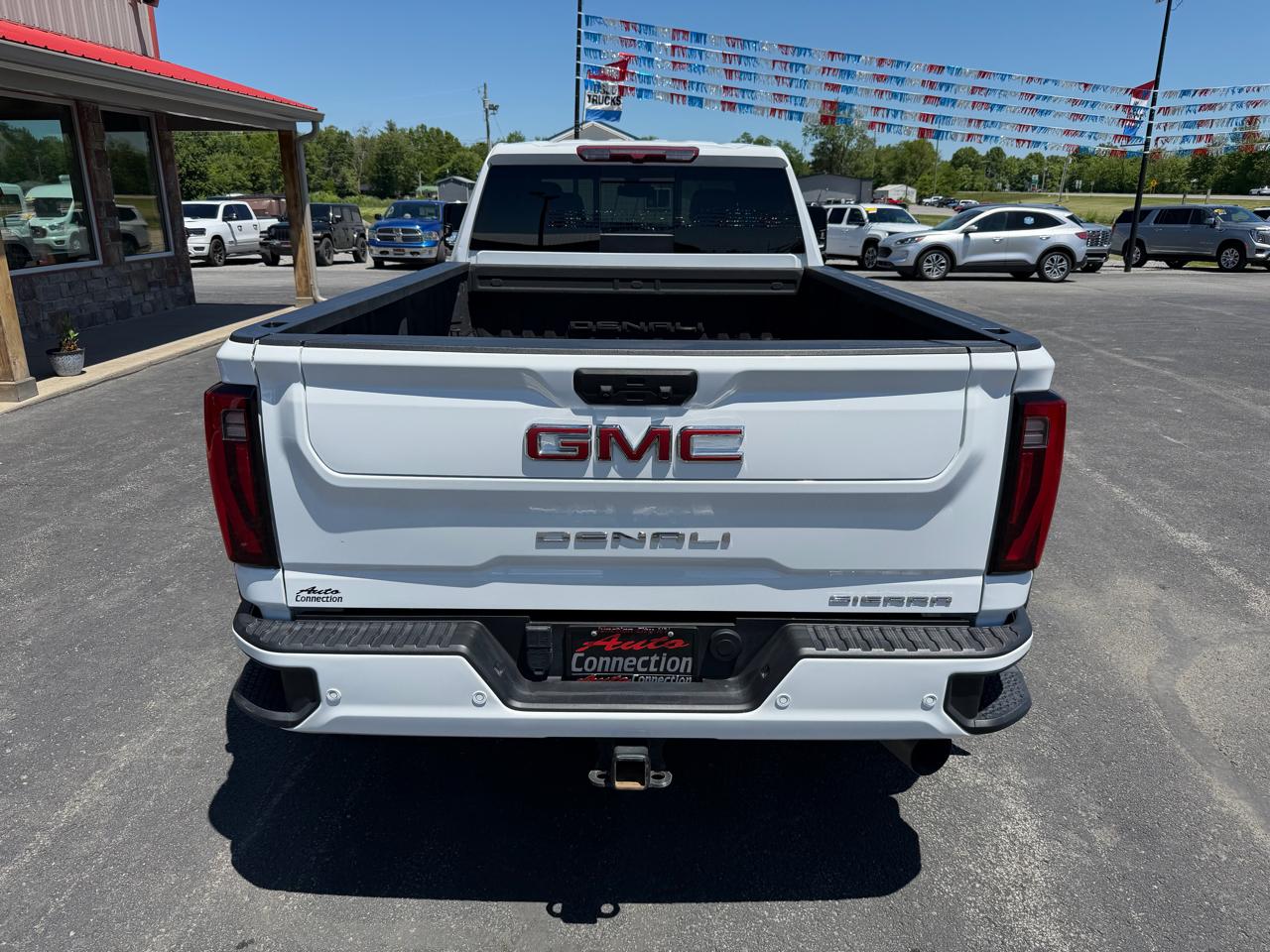 GMC Sierra 3500HD 4WD Crew Cab 172" Denali 2024