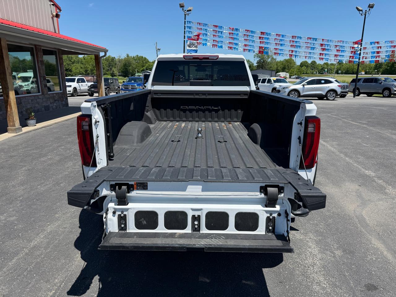 GMC Sierra 3500HD 4WD Crew Cab 172" Denali 2024