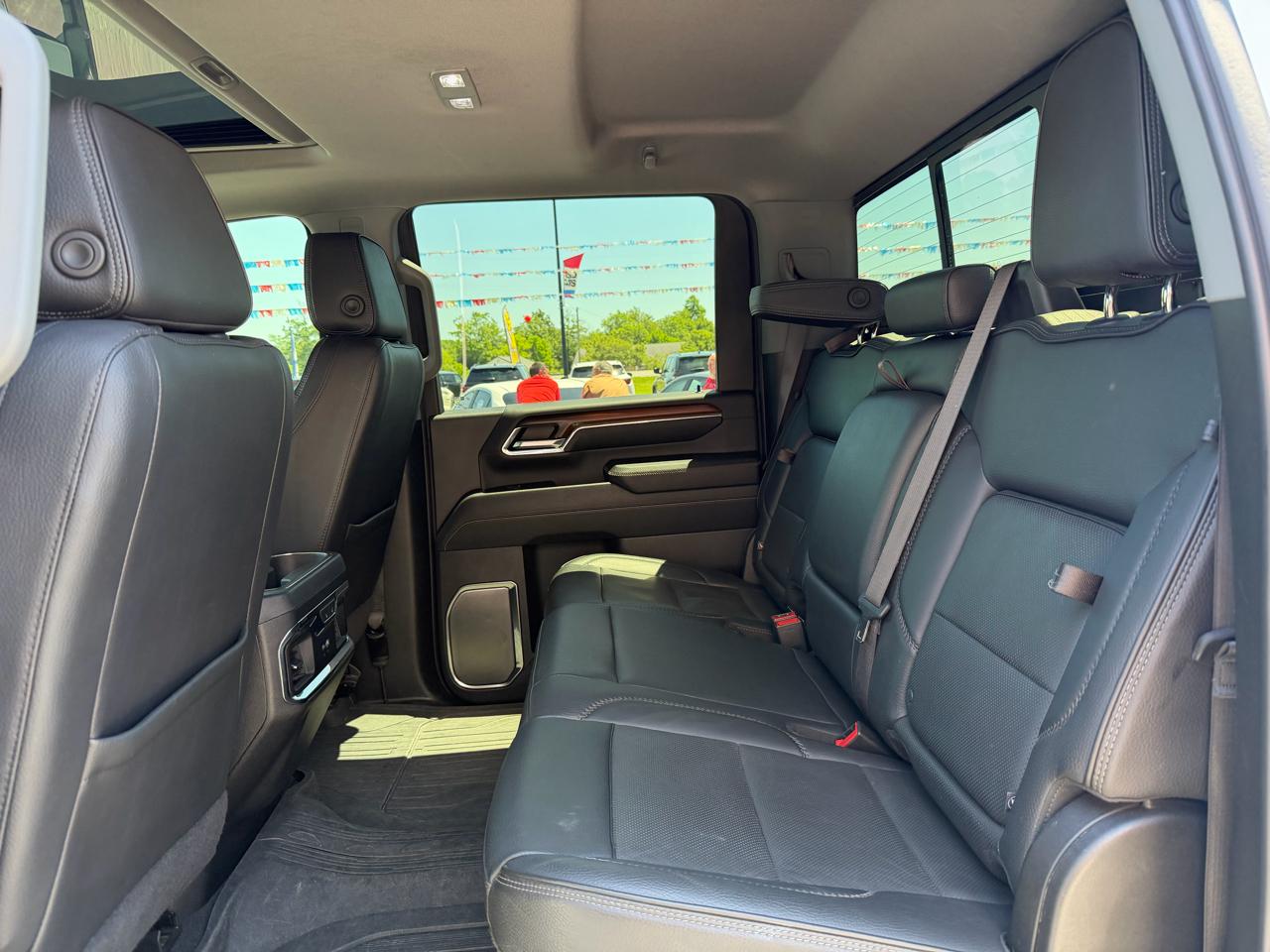 GMC Sierra 3500HD 4WD Crew Cab 172" Denali 2024