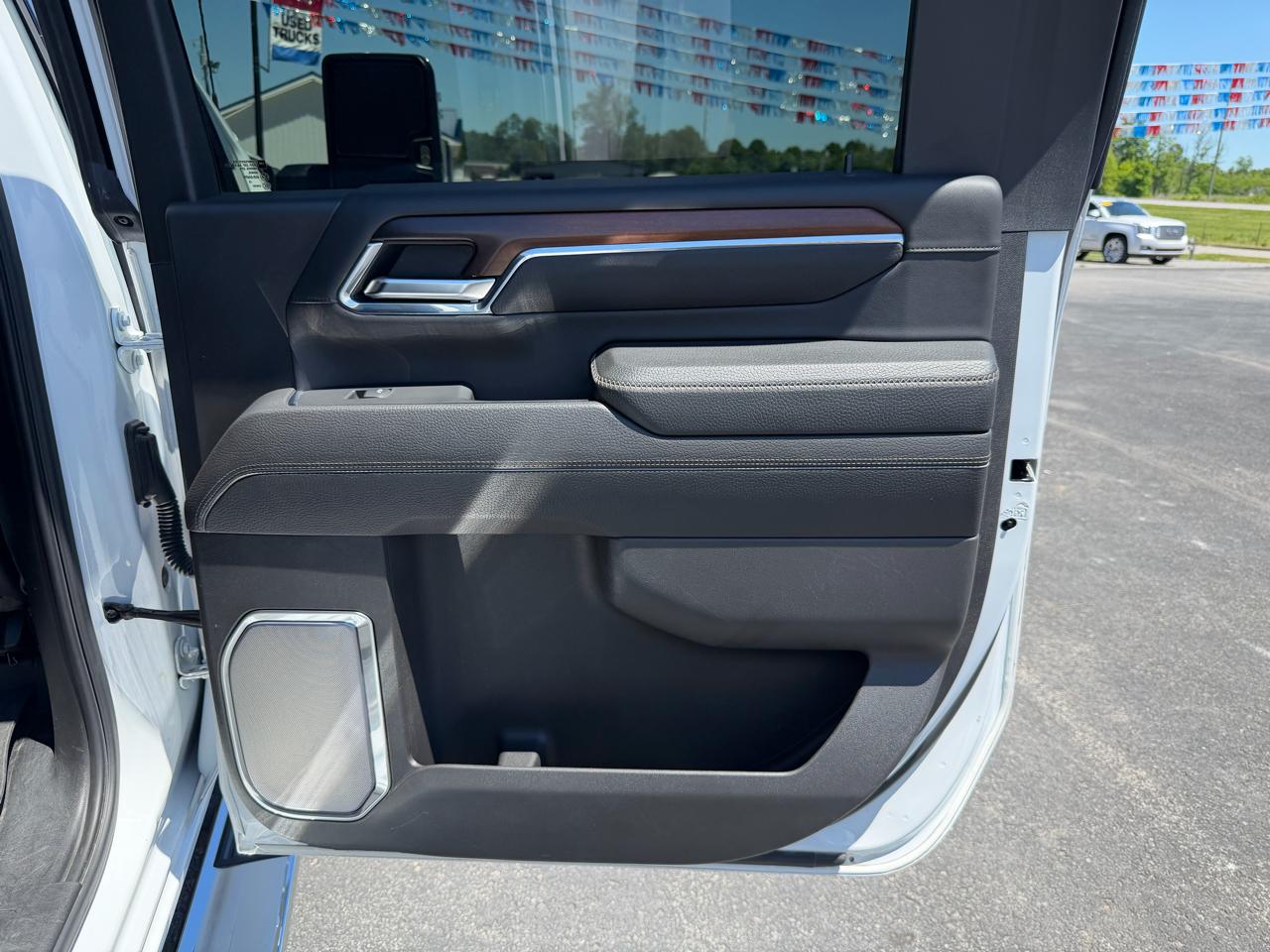 GMC Sierra 3500HD 4WD Crew Cab 172" Denali 2024