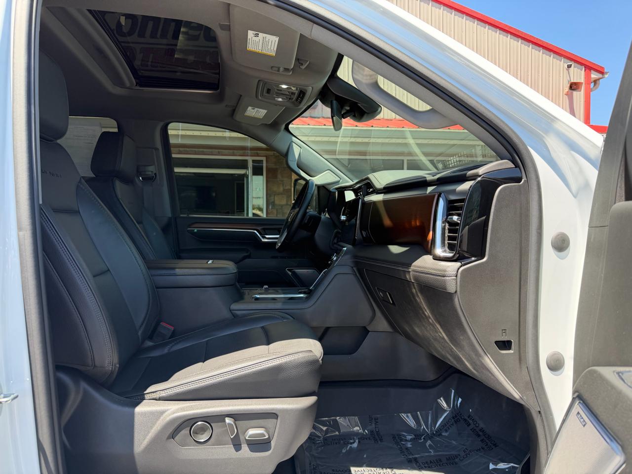 GMC Sierra 3500HD 4WD Crew Cab 172" Denali 2024