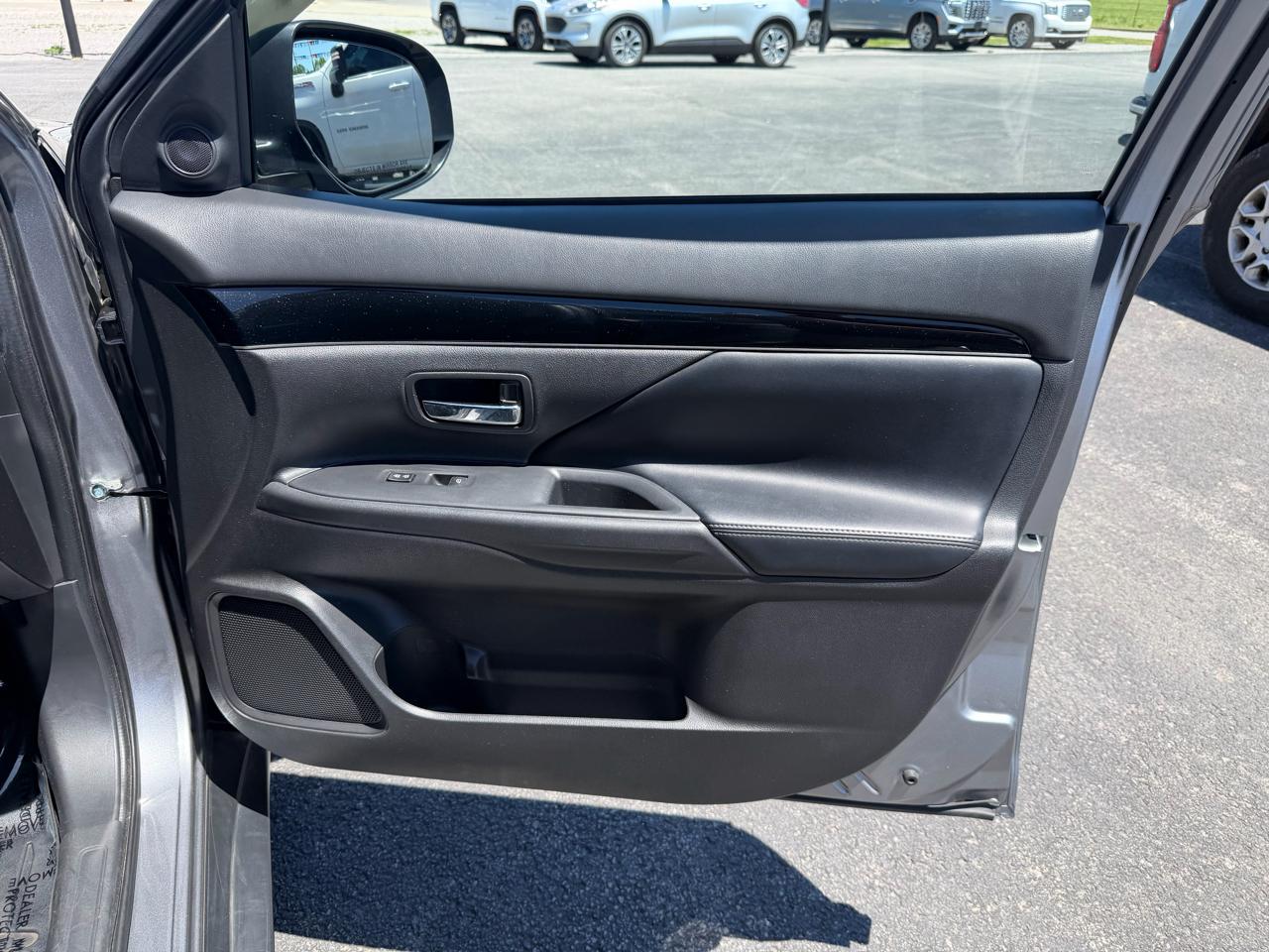 Mitsubishi Outlander SEL S-AWC 2019