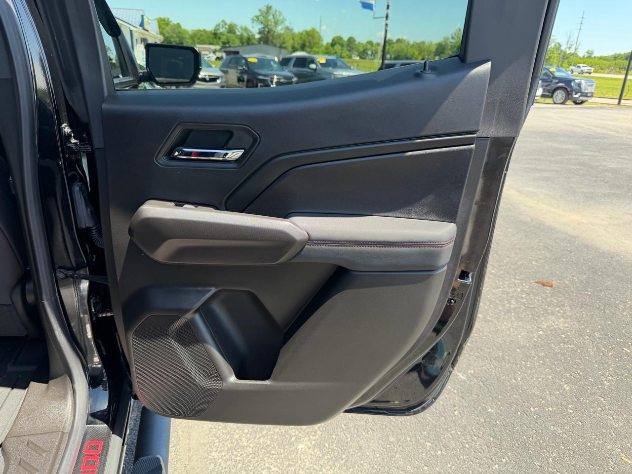 Chevrolet Colorado 4WD Crew Cab Z71 2024