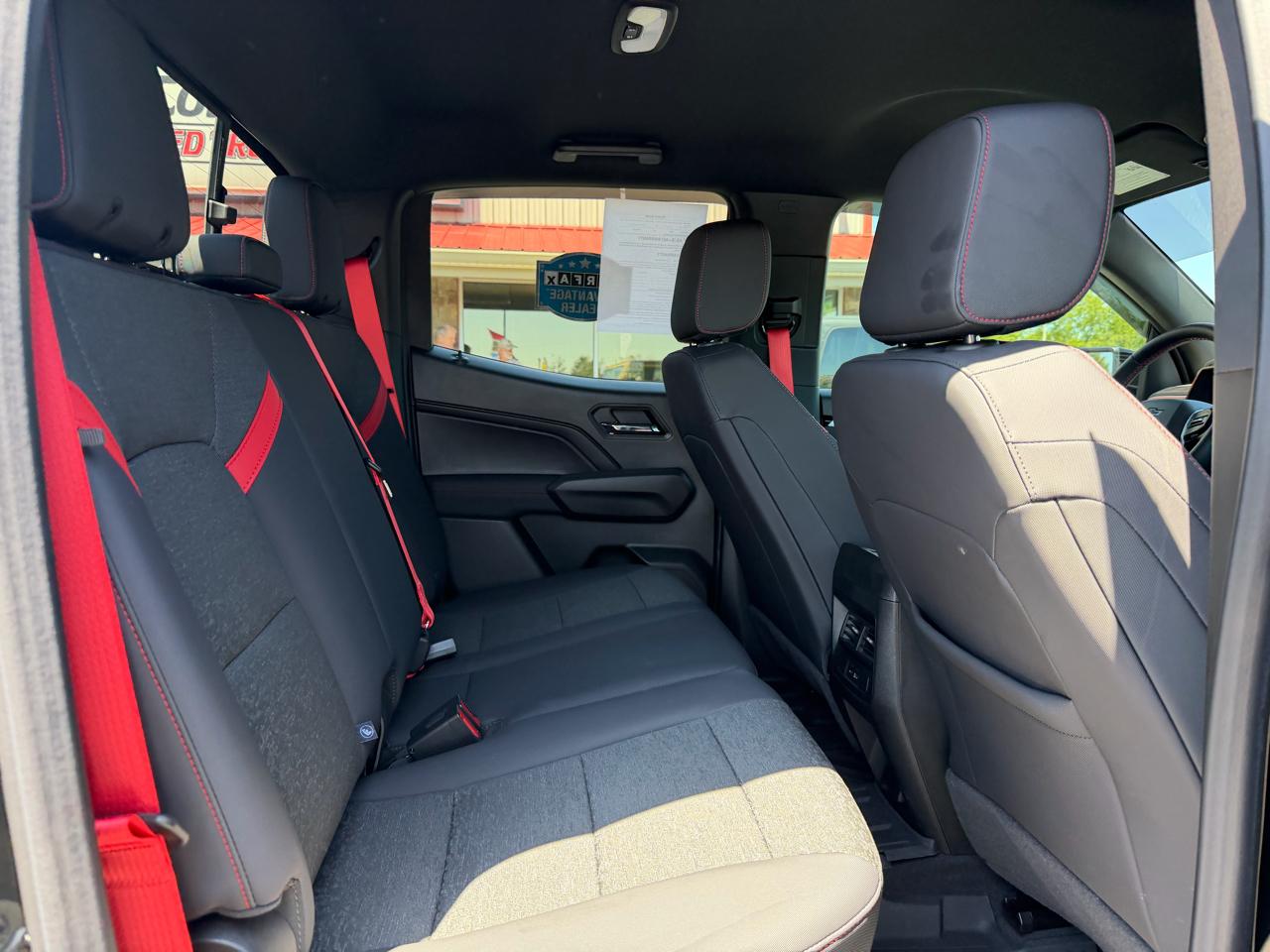 Chevrolet Colorado 4WD Crew Cab Z71 2024