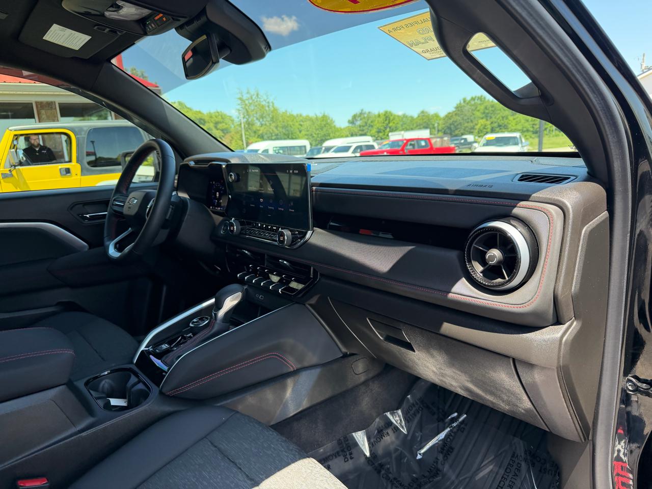 Chevrolet Colorado 4WD Crew Cab Z71 2024