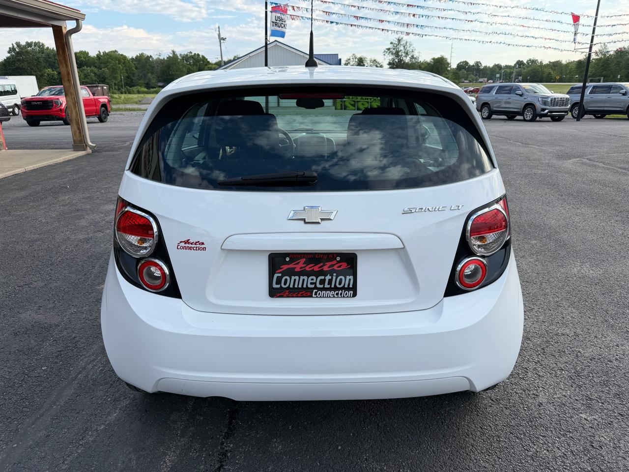 Chevrolet Sonic 5dr HB LT 2LT 2012