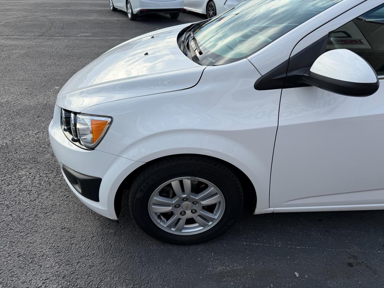 Chevrolet Sonic 5dr HB LT 2LT 2012