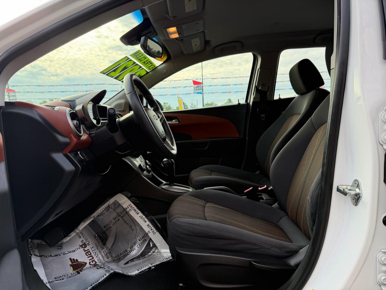 Chevrolet Sonic 5dr HB LT 2LT 2012