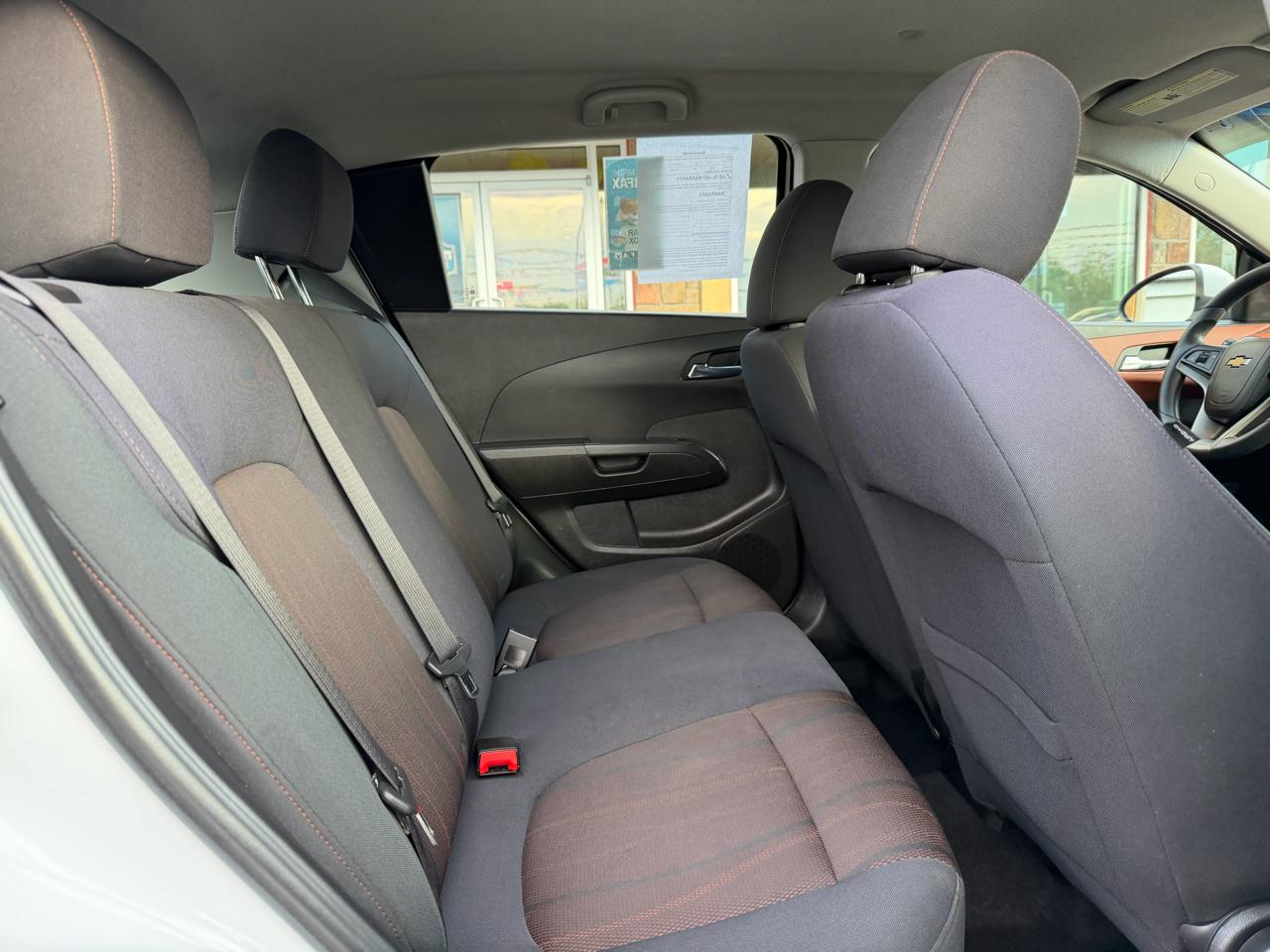 Chevrolet Sonic 5dr HB LT 2LT 2012