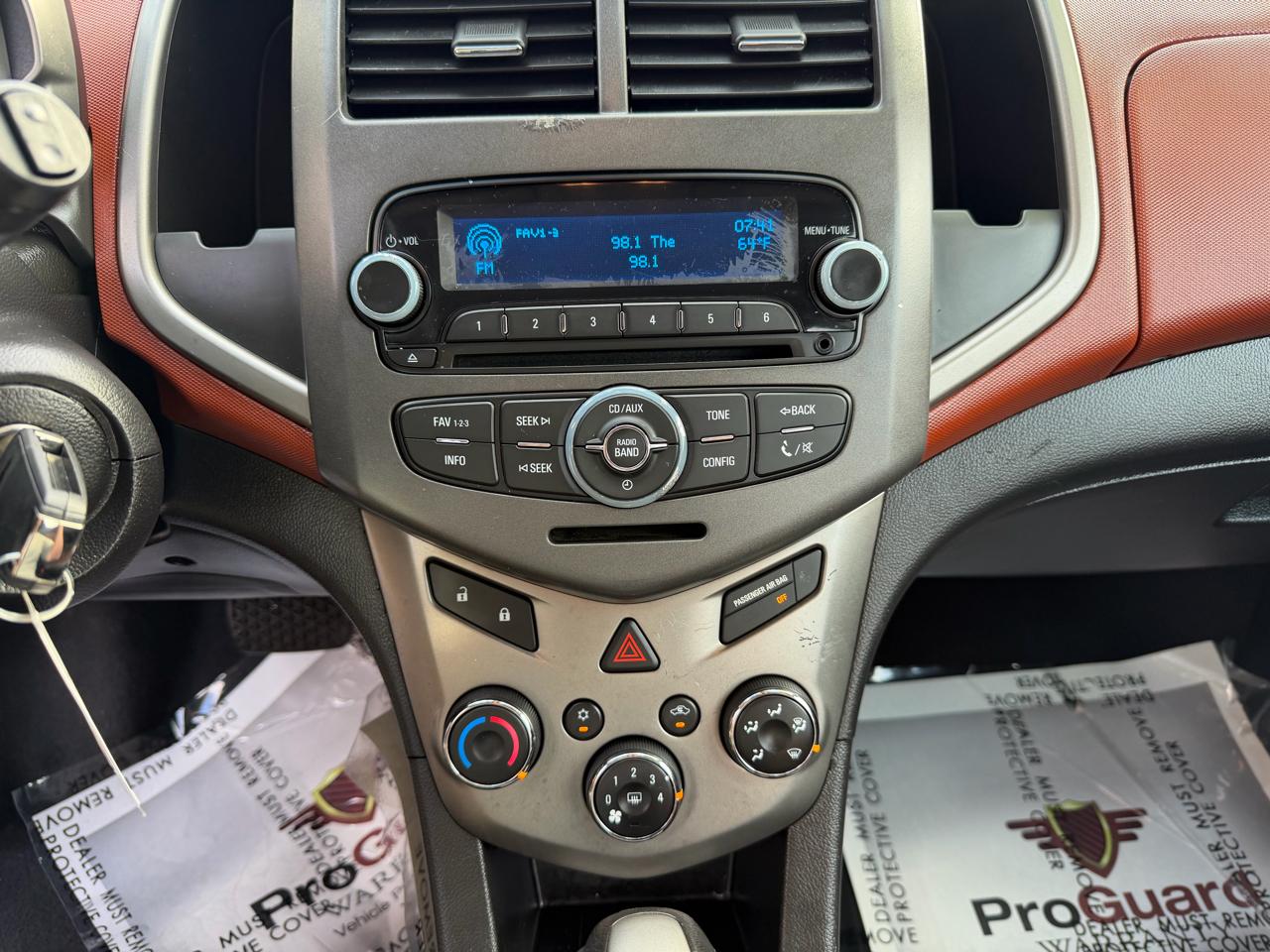 Chevrolet Sonic 5dr HB LT 2LT 2012
