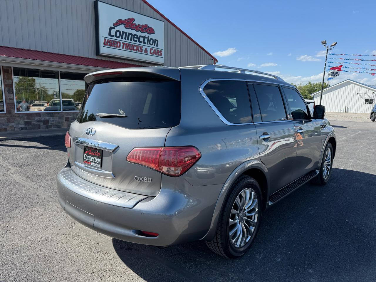 Infiniti QX80 2WD 4dr 2015