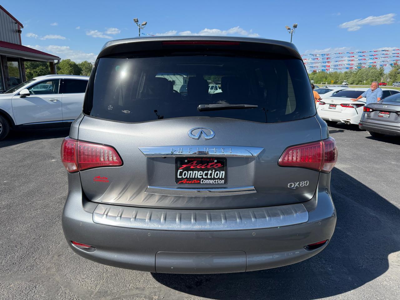 Infiniti QX80 2WD 4dr 2015