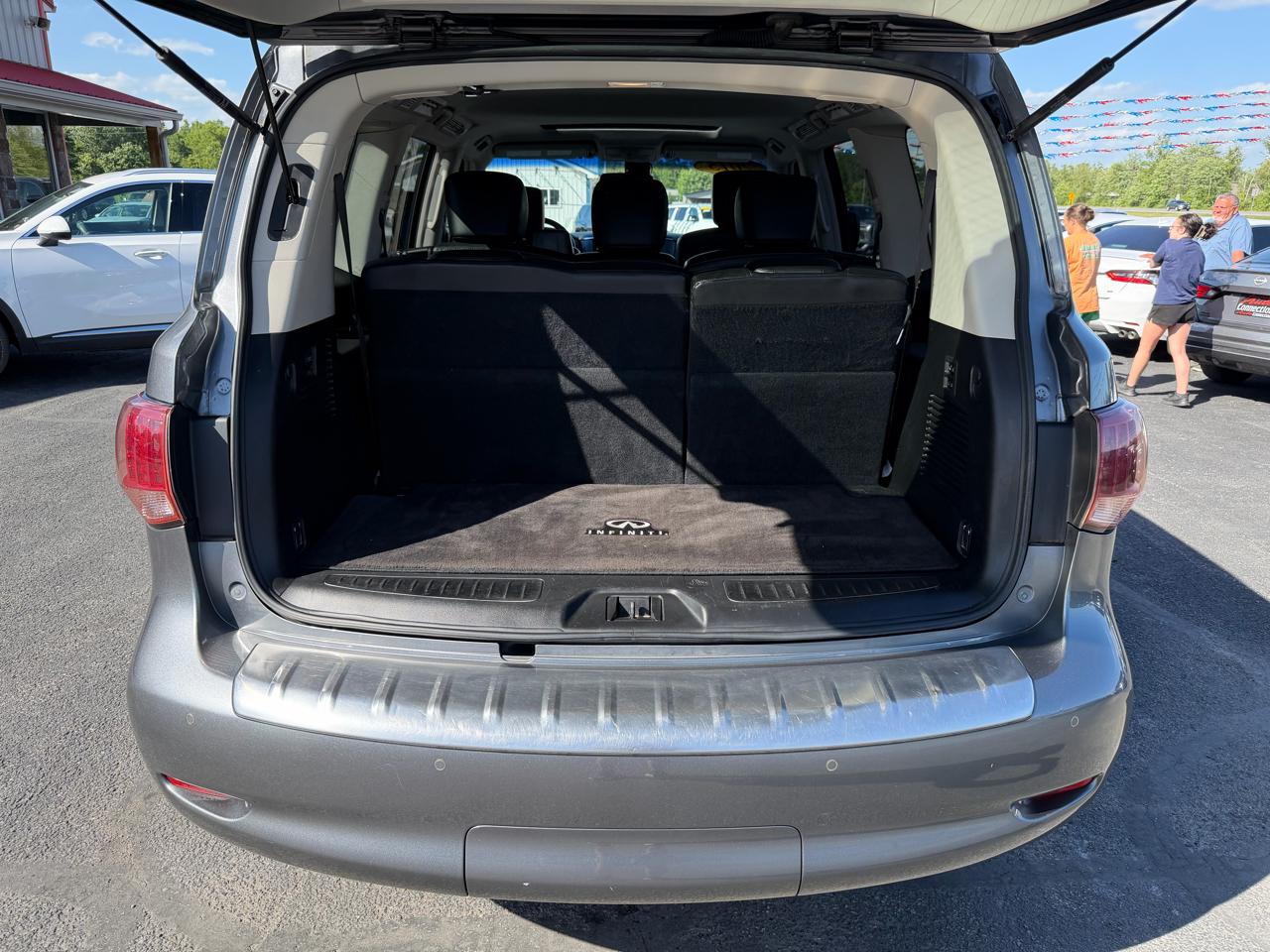Infiniti QX80 2WD 4dr 2015