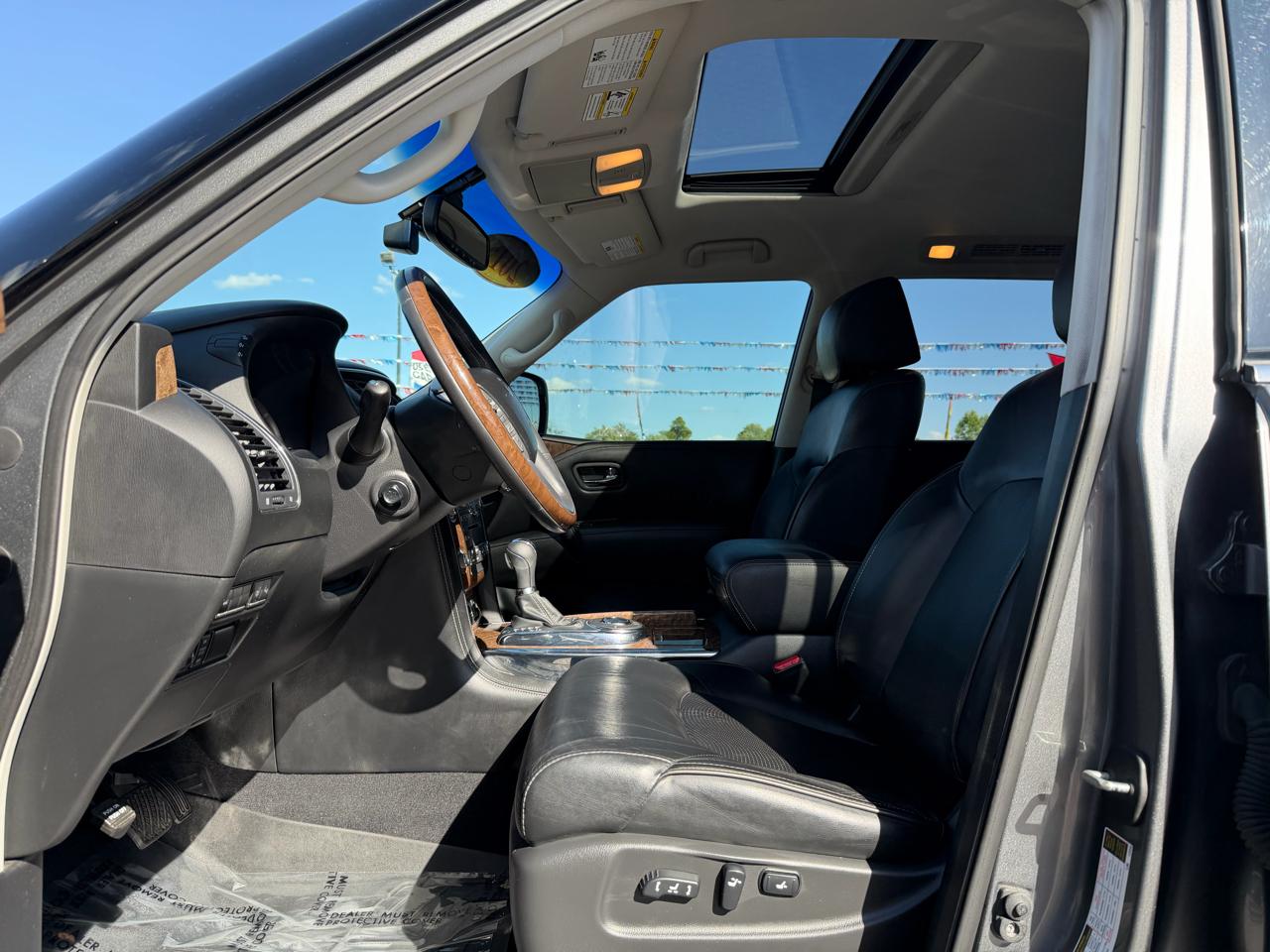 Infiniti QX80 2WD 4dr 2015