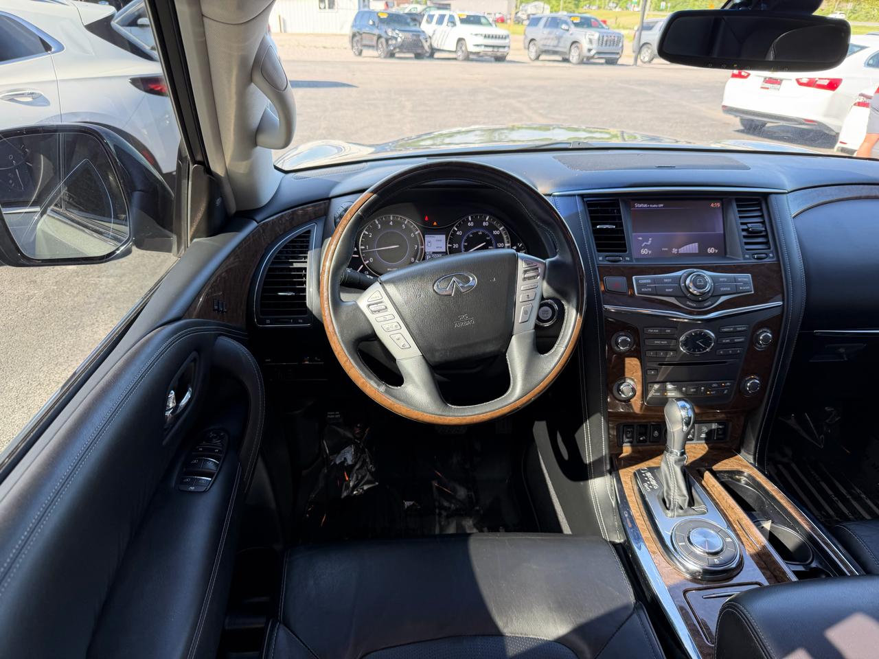 Infiniti QX80 2WD 4dr 2015