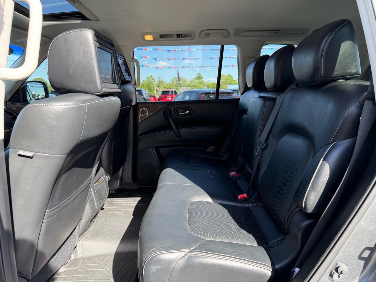 Infiniti QX80 2WD 4dr 2015