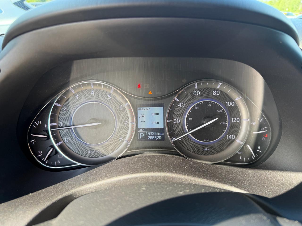 Infiniti QX80 2WD 4dr 2015