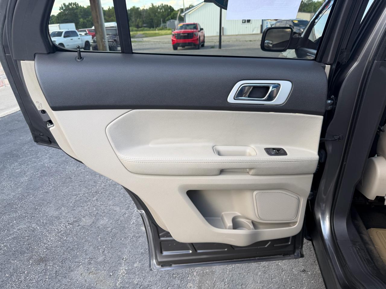 Ford Explorer FWD 4dr Limited 2012