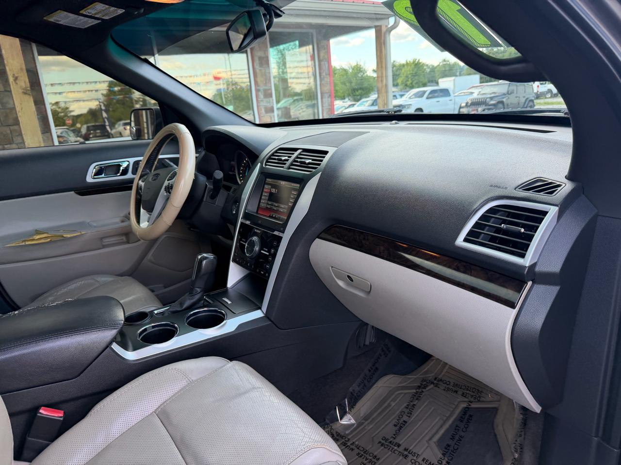 Ford Explorer FWD 4dr Limited 2012